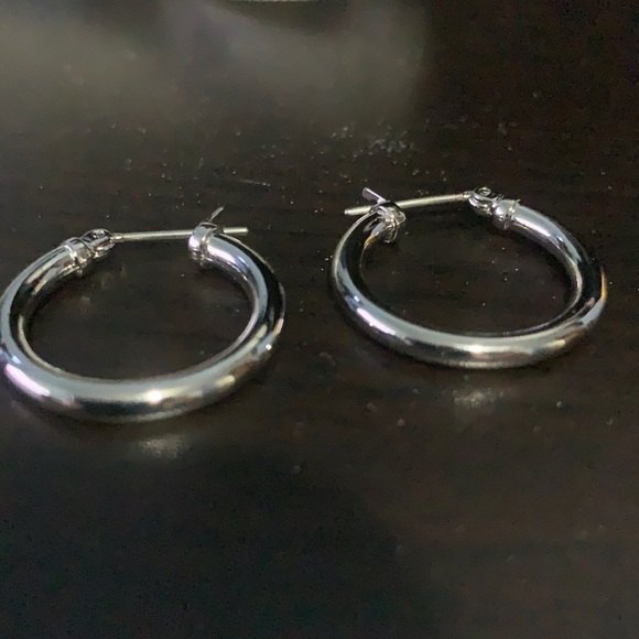 COPY - COPY - NWOT MYKA BRIGHT RHODIUM SILVER Med. HOOP … - Picture 1 of 13